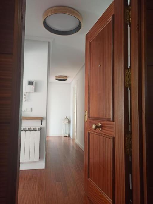 Bajo Con Jardin Privado Apartman Santender Kültér fotó